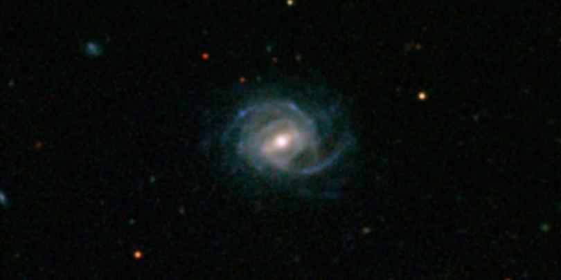 გალაქტიკა SDSS J094700.08+254045.7