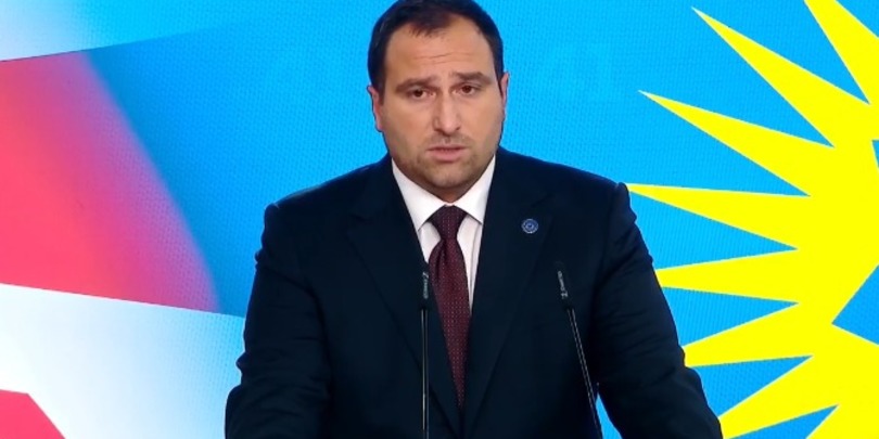 ირაკლი კირცხალია